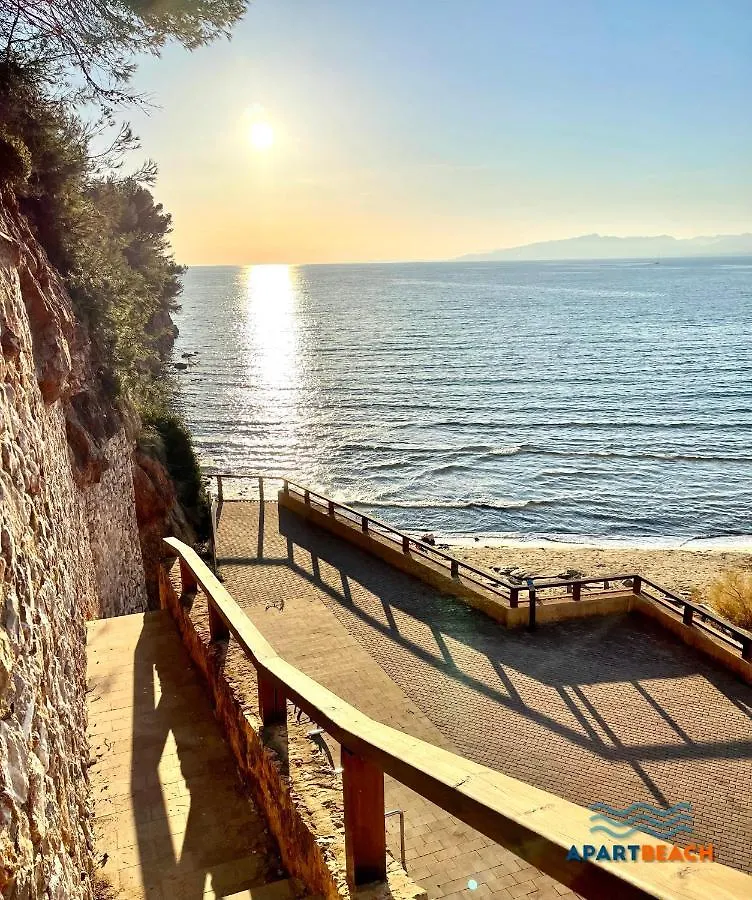 Apartbeach Jazmin Muy Lumunoso Climatizado Y Junto Playa Principal Salou Apartment