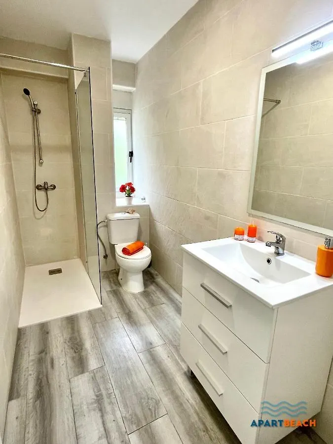 Apartbeach Jazmin Muy Lumunoso Climatizado Y Junto Playa Principal Salou